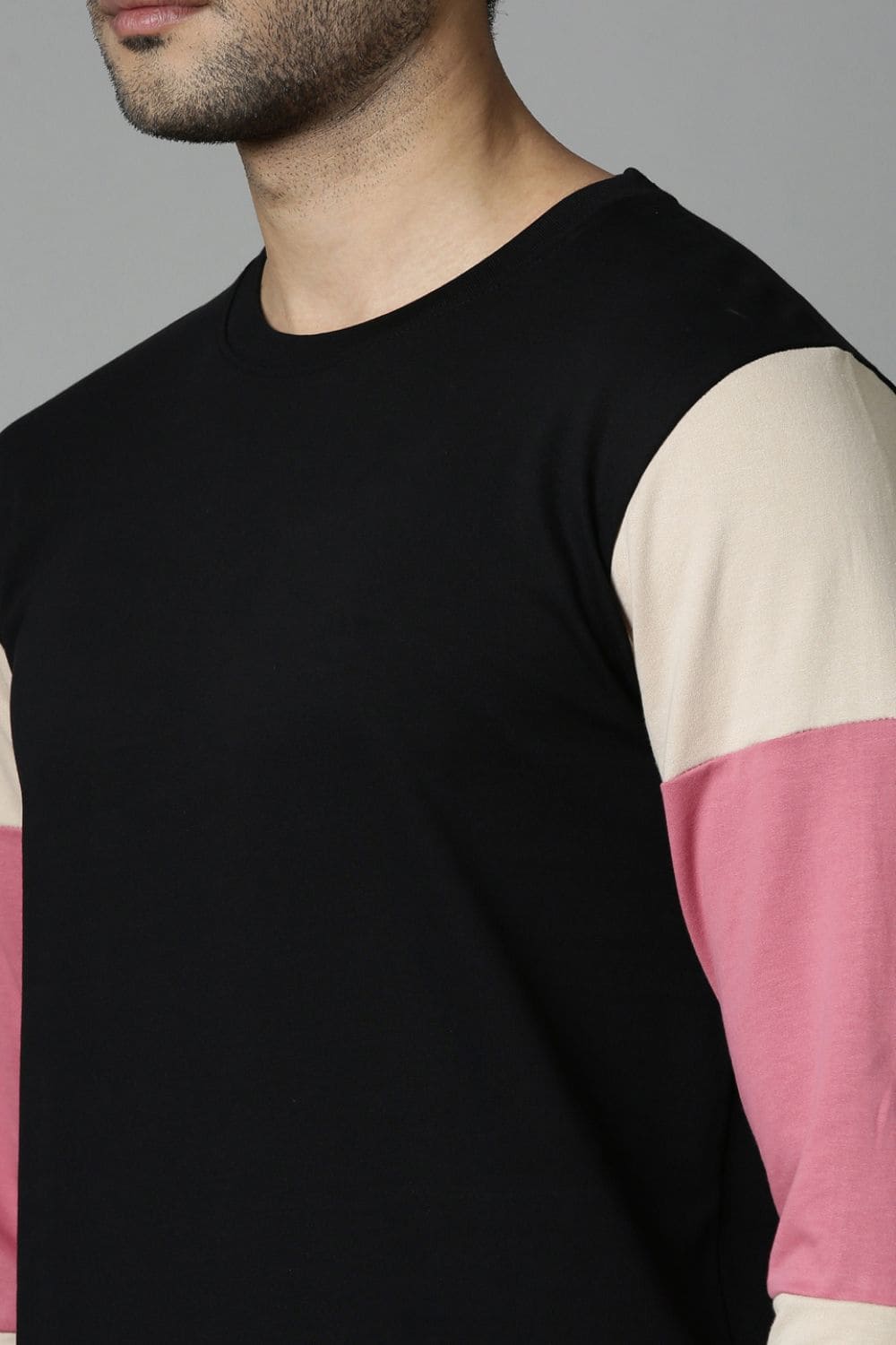 Color block sleeves - Black t-shirt